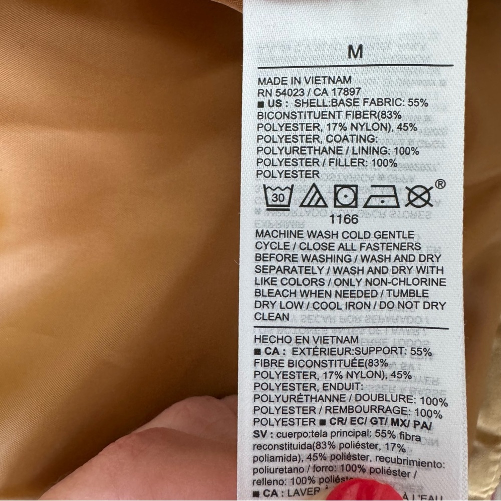 Old Navy Water Resistant Quilted Barn Jacket in Color
Bourbon - Picture 12 of 12